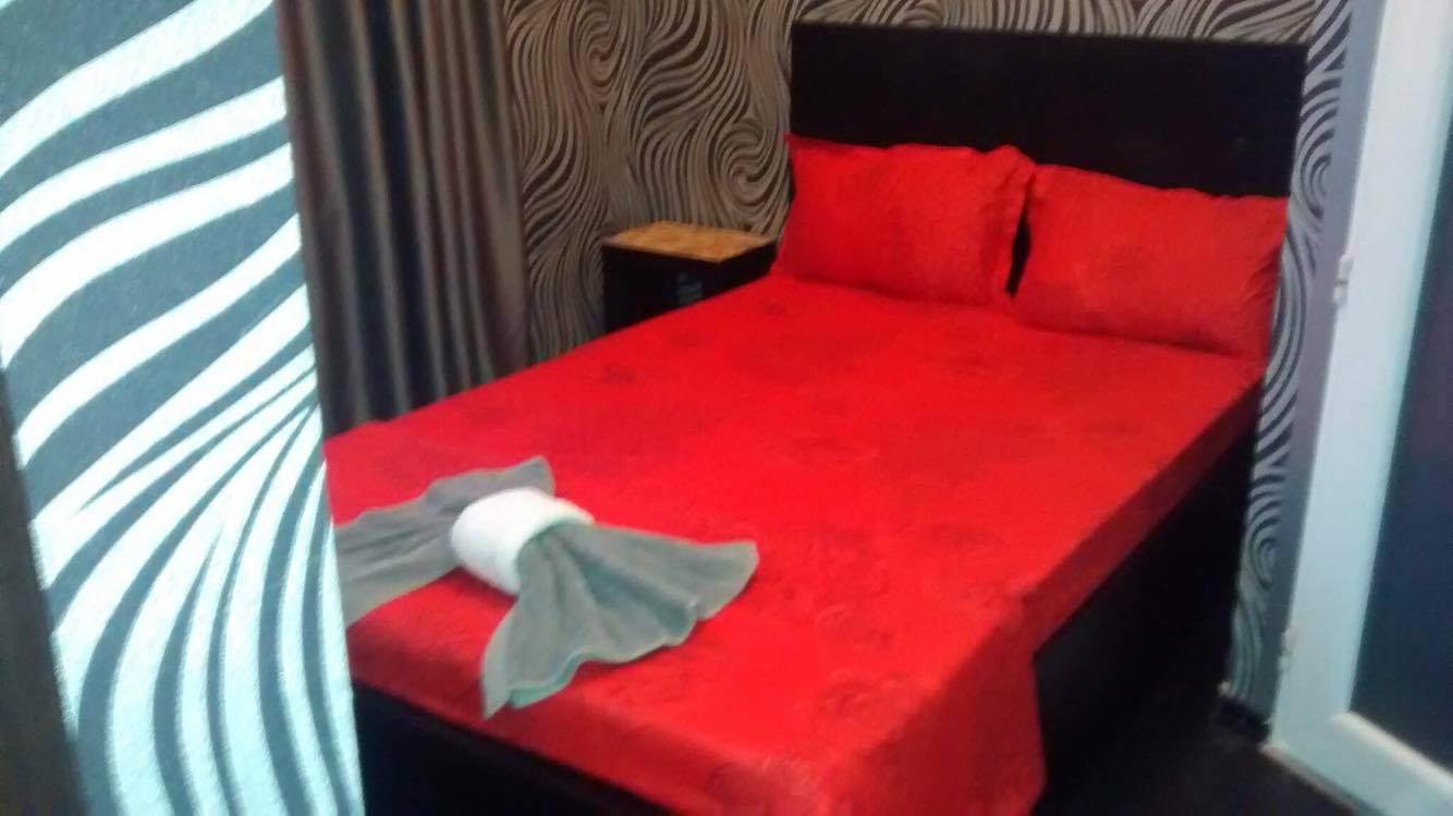 Hotel Cristal Palace Tbiliszi Kültér fotó